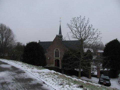 kerk Vlassenbroek winter